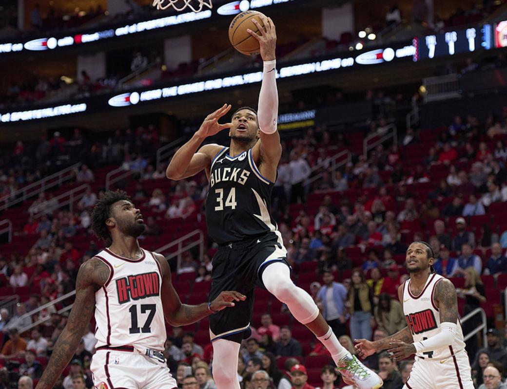 AYX-Ming重要时刻比赛规则变更，雄鹿带队取胜！