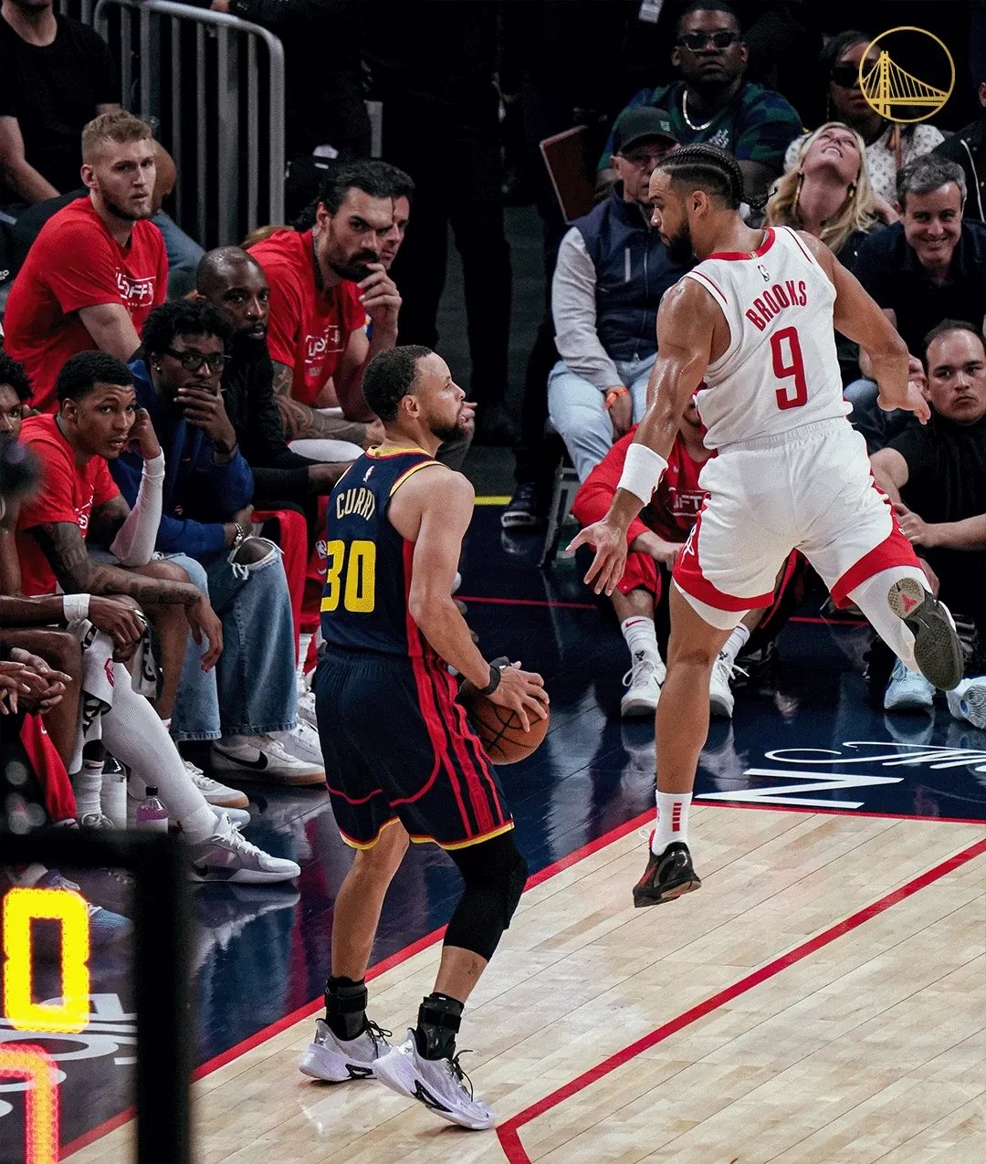 AYX-关于库里重返赛场，夺冠首场状态出色，法国队观众沸腾！热度持续攀升的信息